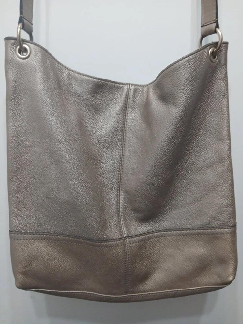 Banana Republic Leather Mailbag